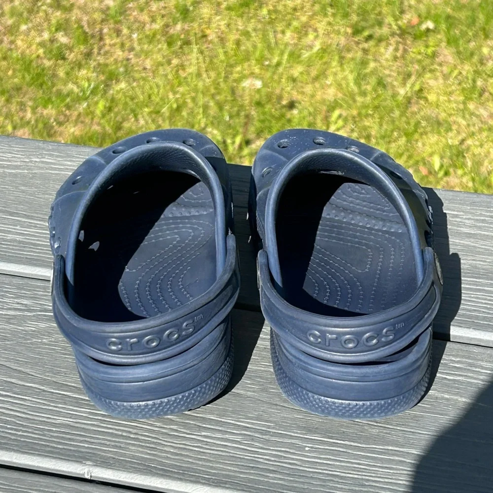 Crocs Kids Classic Slip On Shoe Sandle Clog - Navy Blue Size J1 Some Toe Wear